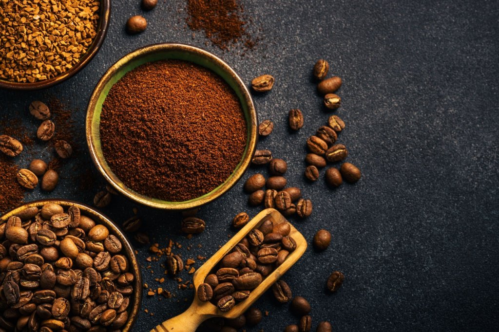 Whole beans & ground options for cafes, gourmet shops, and retailers.